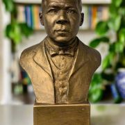 Booker T. Washington Bust from the Statues.com shop