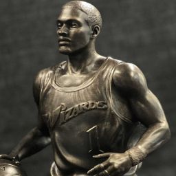 Crafting-Memories-Elevate-Your-Gifting-with-Exquisite-Statues