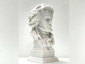 Prometheus-Beethoven-statue