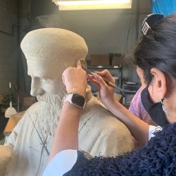 What-Considerations-Are-Needed-When-Buying-a-Bust-Statue