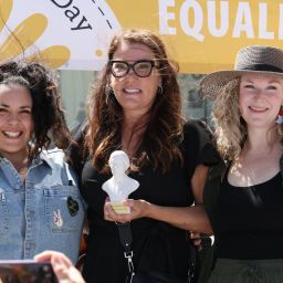 Group photo at the Fierce Women Awards 2024 in Long Beach, featuring Vice Mayor Cindy Allen holding a Susan B. Anthony bust from Statues.com’s SculptHER Collection on Women’s Equality Day.